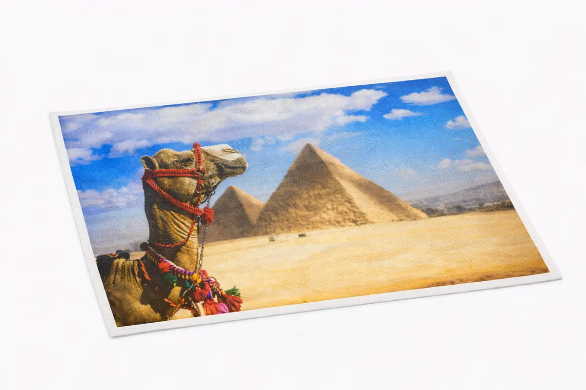بديل سجاد فرعوني فاخر بتصميم الأهرامات والجمل في الصحراء