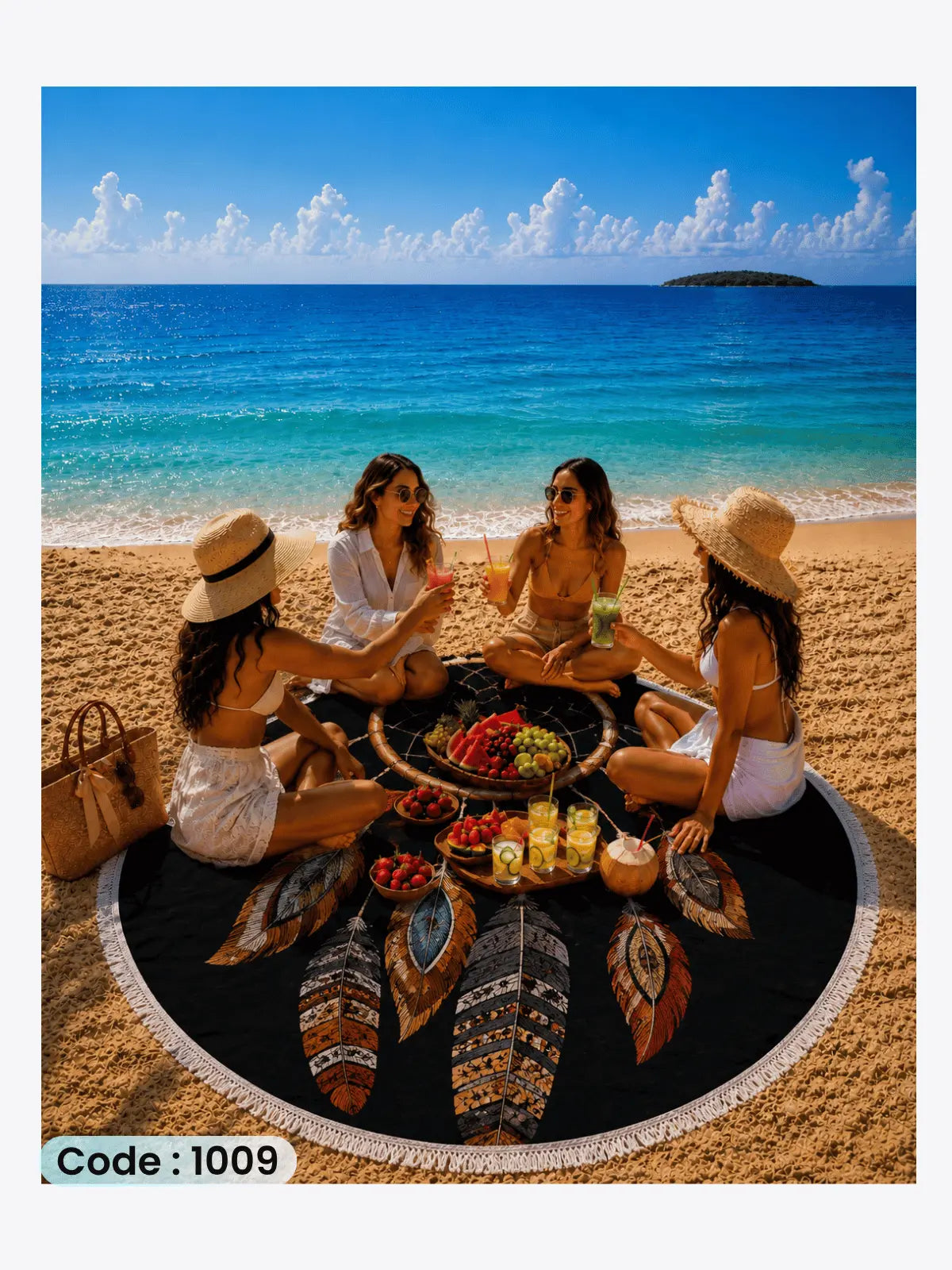 Hamsa Beach Blanket | سجادة شاطئ دائرية بتصميم كف الحماية الذهبي من الكتان - كود 1013Hamsa Beach Blanket | سجادة شاطئ دائرية بتصميم كف الحماية الذهبي من الكتان - كود 1013