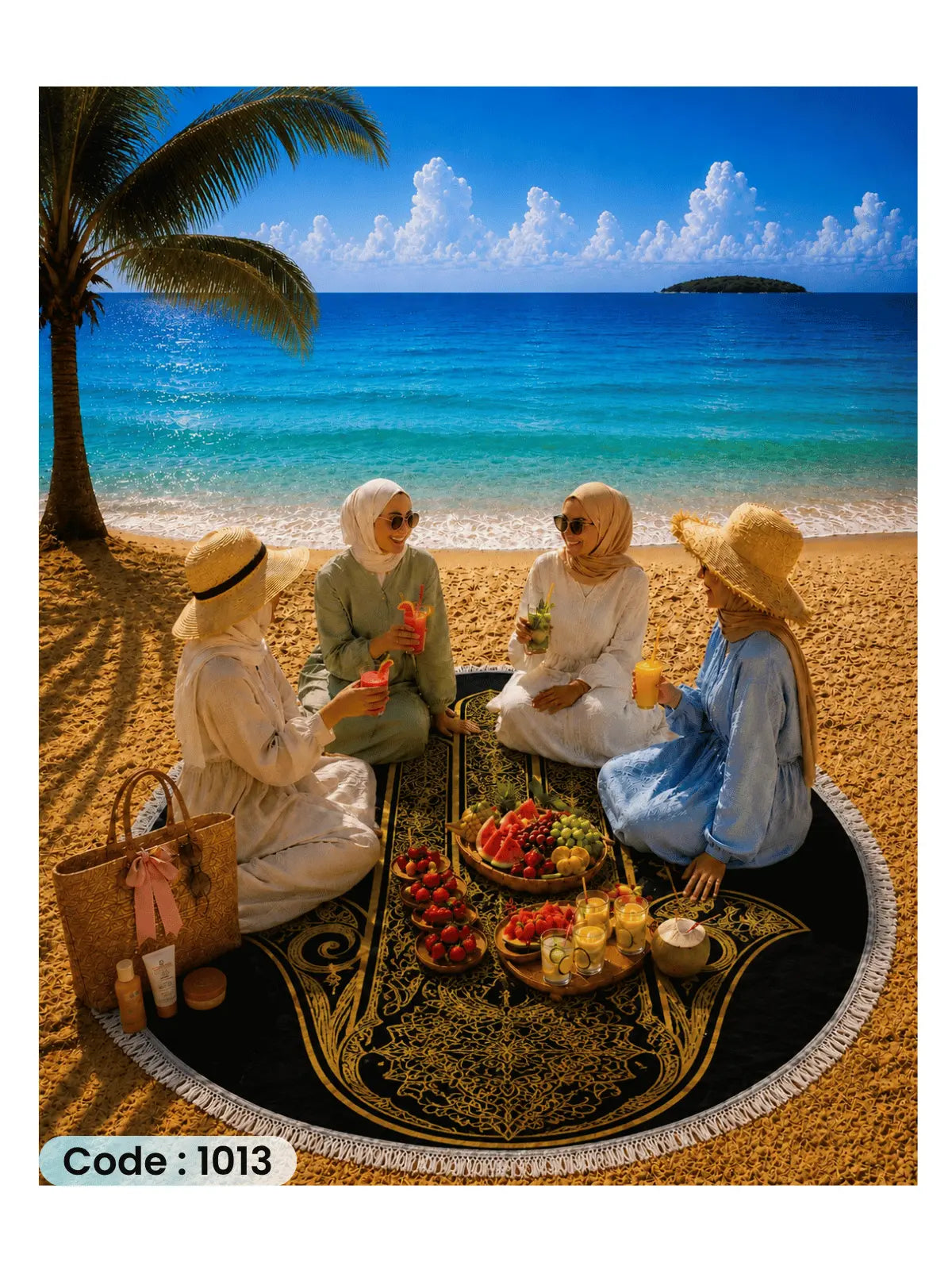 Hamsa Beach Blanket | سجادة شاطئ دائرية بتصميم كف الحماية الذهبي من الكتان - كود 1013Hamsa Beach Blanket | سجادة شاطئ دائرية بتصميم كف الحماية الذهبي من الكتان - كود 1013